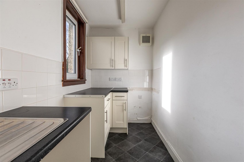 Images for 93 Wood Street, Galashiels