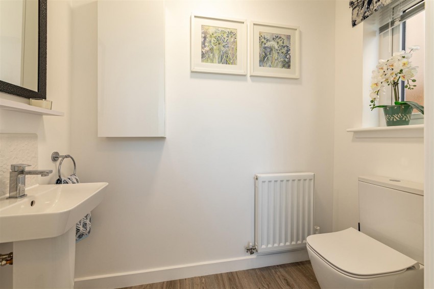 Images for 43 Smeaton Gardens, Whitecraig