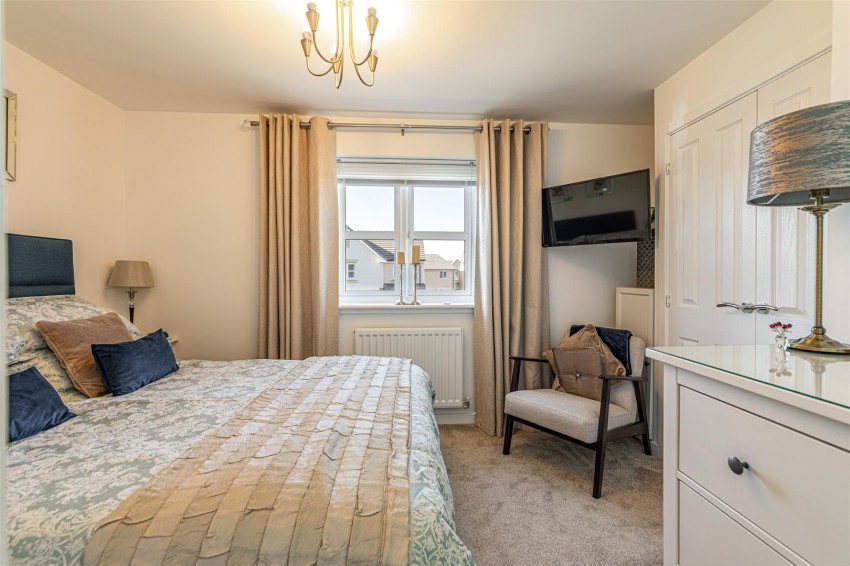 Images for 43 Smeaton Gardens, Whitecraig
