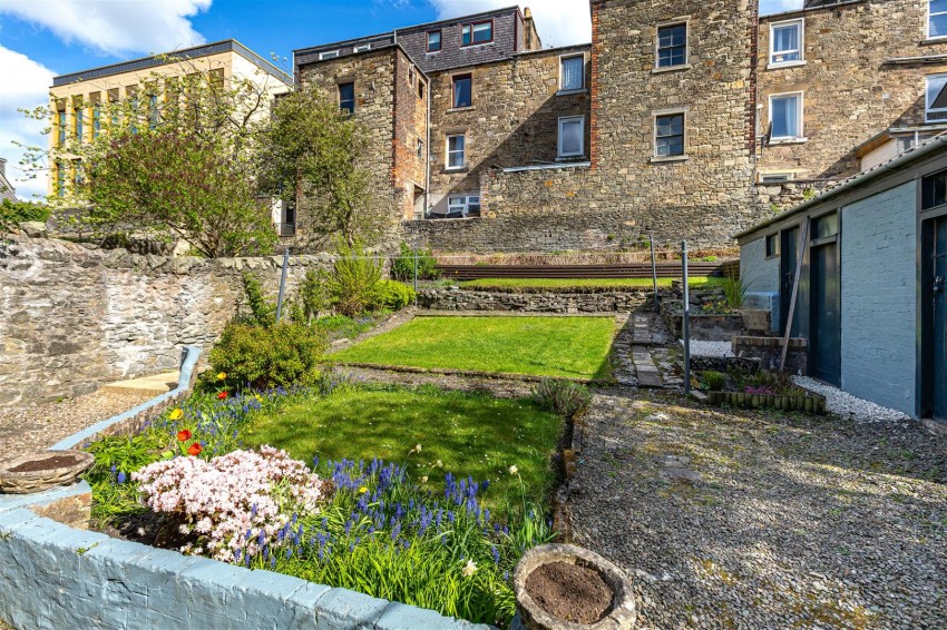 Images for 8/2 Teviot Crescent, Hawick