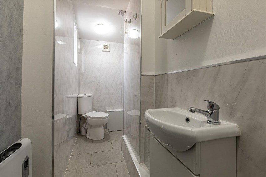 Images for 8/2 Teviot Crescent, Hawick
