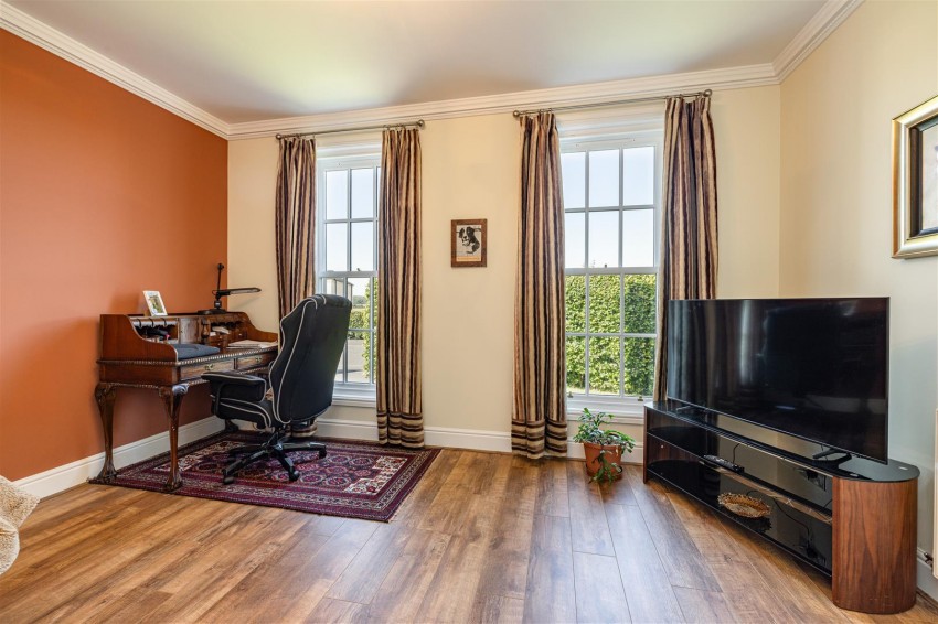 Images for 33 Bowmont Court, Heiton, Kelso