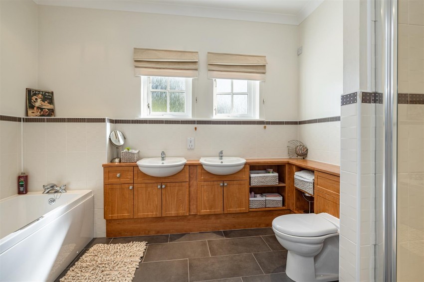 Images for 33 Bowmont Court, Heiton, Kelso