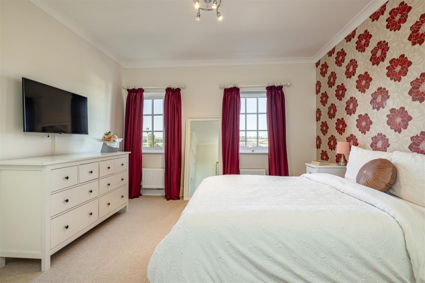 Images for 33 Bowmont Court, Heiton, Kelso