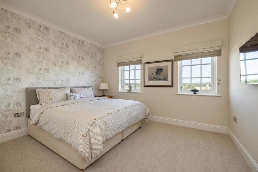 Images for 33 Bowmont Court, Heiton, Kelso