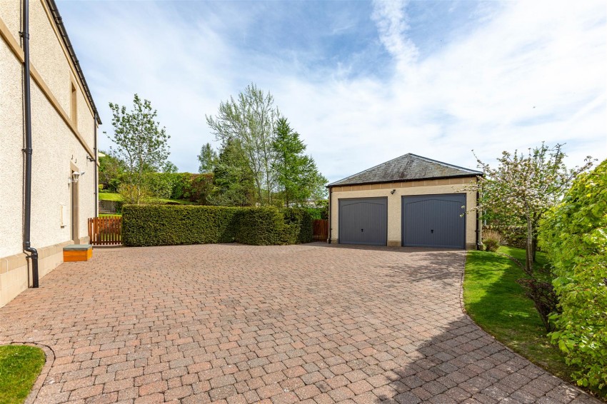 Images for 33 Bowmont Court, Heiton, Kelso