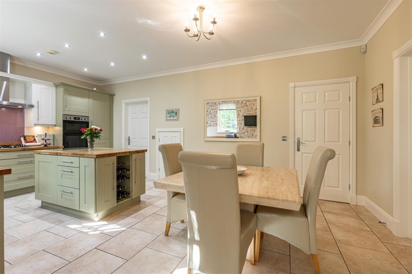 Images for 33 Bowmont Court, Heiton, Kelso