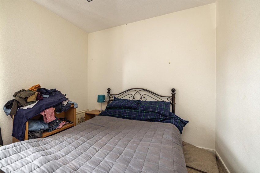 Images for 4 Douglas Place, Galashiels