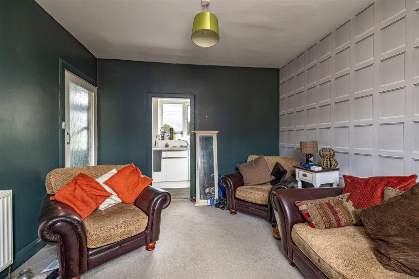 Images for 4 Douglas Place, Galashiels