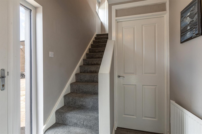 Images for 54 Sydenham Court, Kelso