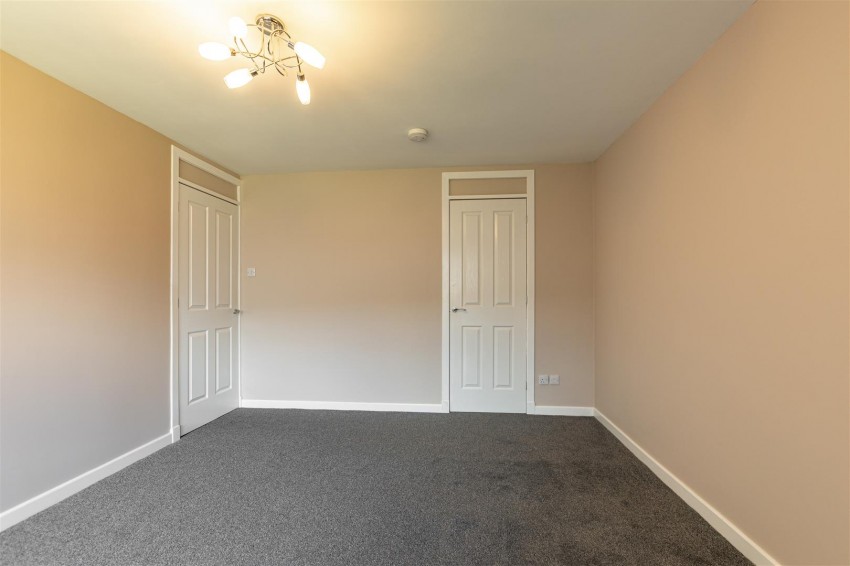 Images for 54 Sydenham Court, Kelso