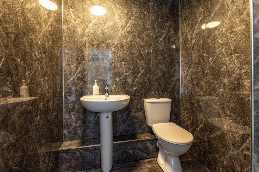 Images for 54 Sydenham Court, Kelso
