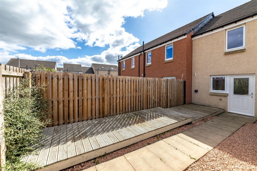 Images for 25 Kingfisher Grove, Galashiels