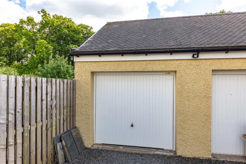 Images for 41 Knoll Park, Galashiels
