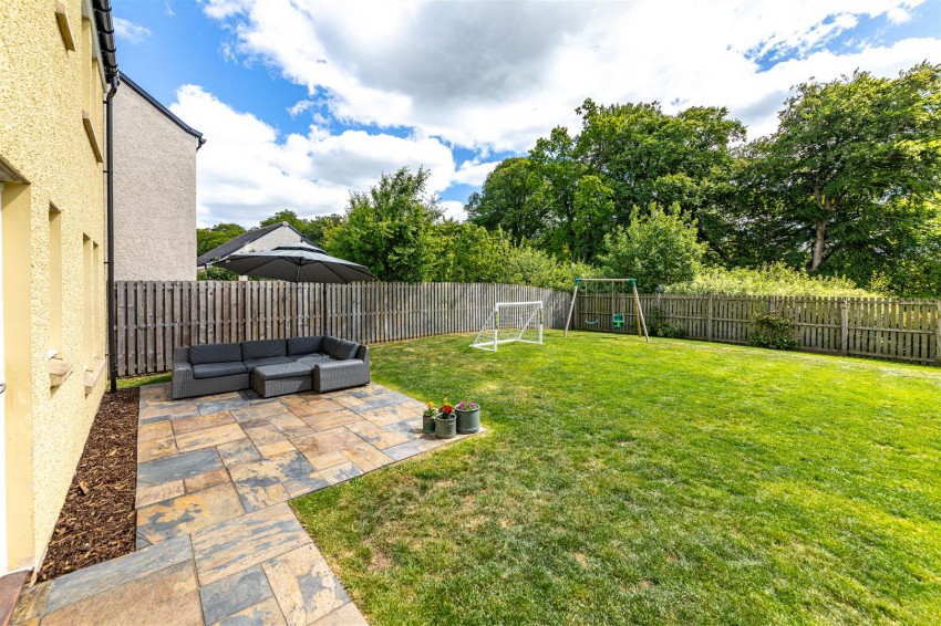 Images for 41 Knoll Park, Galashiels