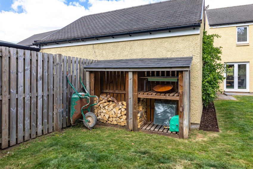 Images for 41 Knoll Park, Galashiels