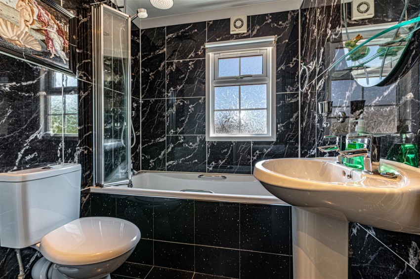 Images for 1 Little Dan Avenue, Galashiels