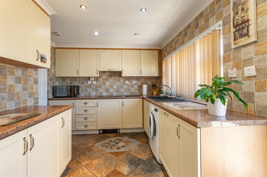 Images for 1 Little Dan Avenue, Galashiels