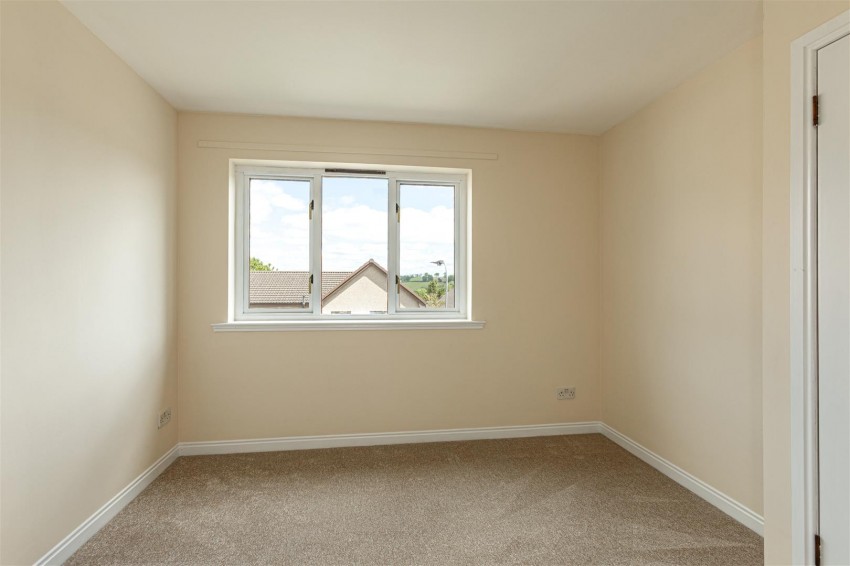 Images for 8 Knowepark, Selkirk