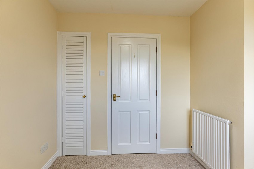Images for 8 Knowepark, Selkirk