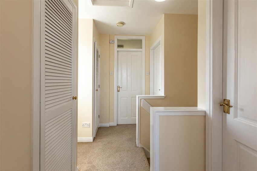 Images for 8 Knowepark, Selkirk