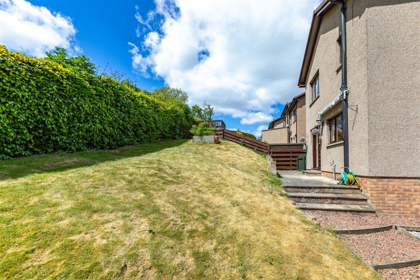 Images for 8 Knowepark, Selkirk