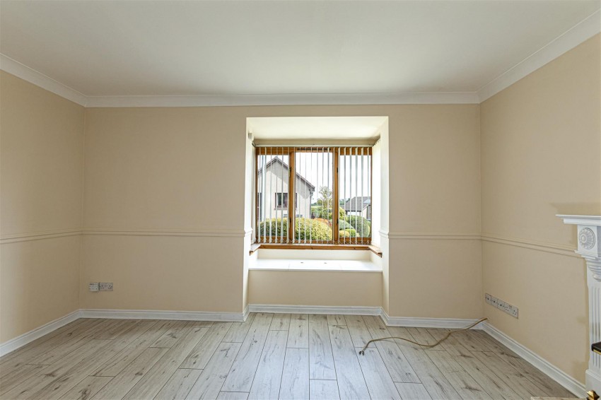 Images for 8 Knowepark, Selkirk