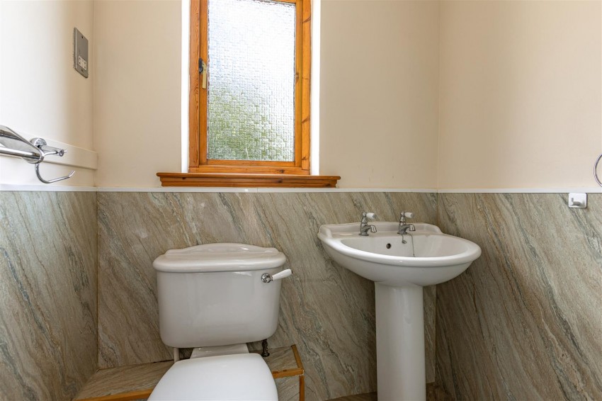 Images for 8 Knowepark, Selkirk