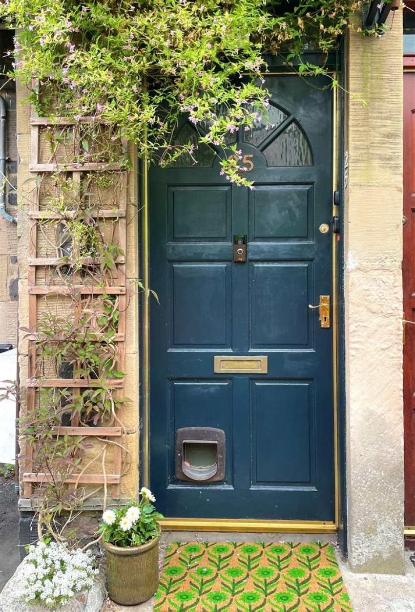 Images for 25 Douglas Street, Galashiels