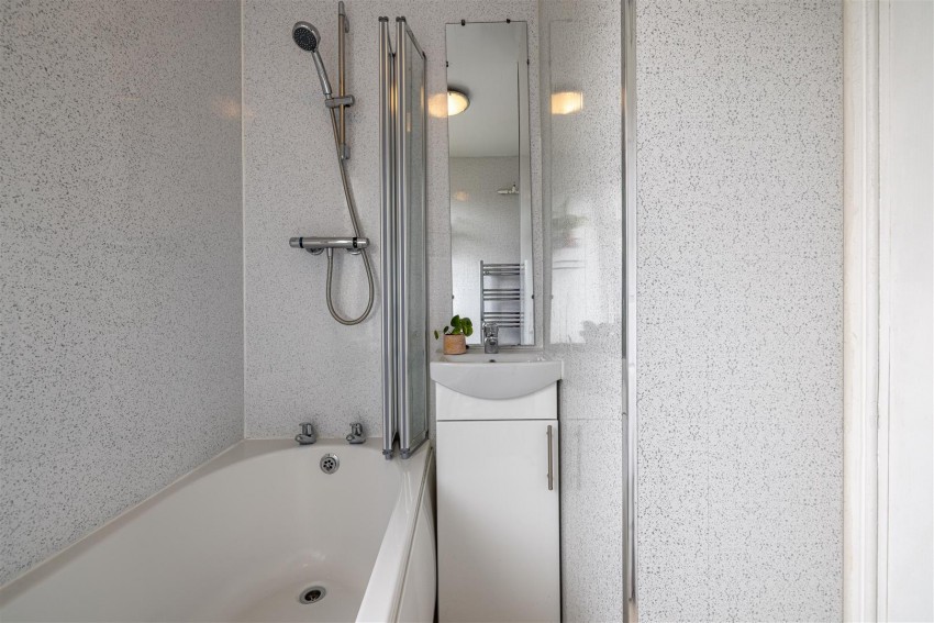 Images for 25 Douglas Street, Galashiels