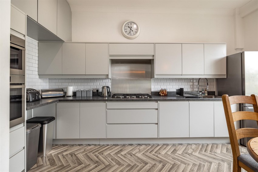 Images for 12/2 North Bridge Street, Hawick