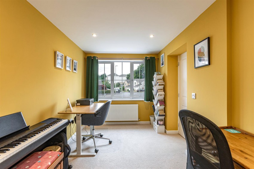 Images for 24 The Beeches, Tweedbank, Galashiels