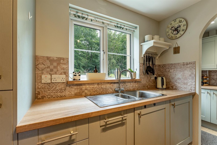 Images for 24 The Beeches, Tweedbank, Galashiels
