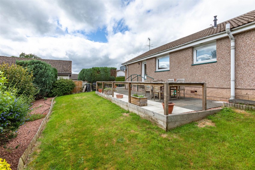 Images for 1 Roberts Court, Galashiels