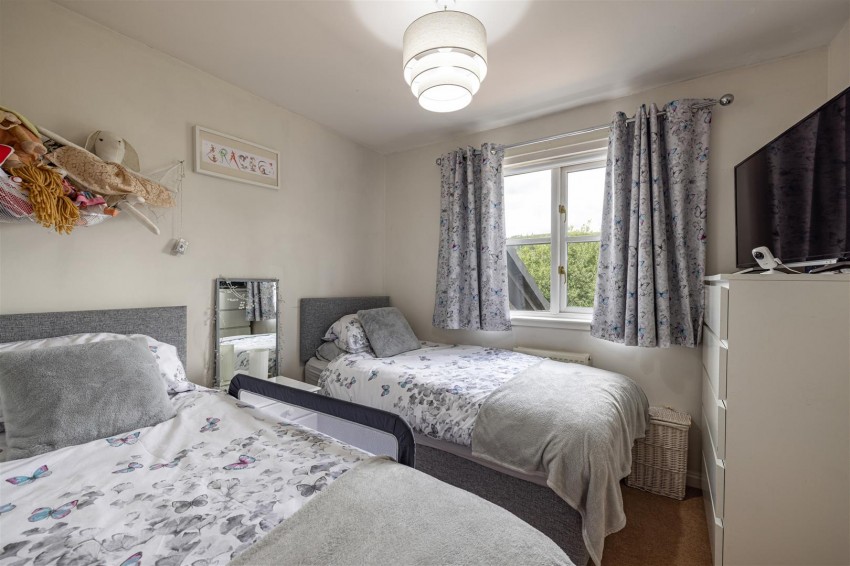 Images for 10 Annfield Gardens, Galashiels