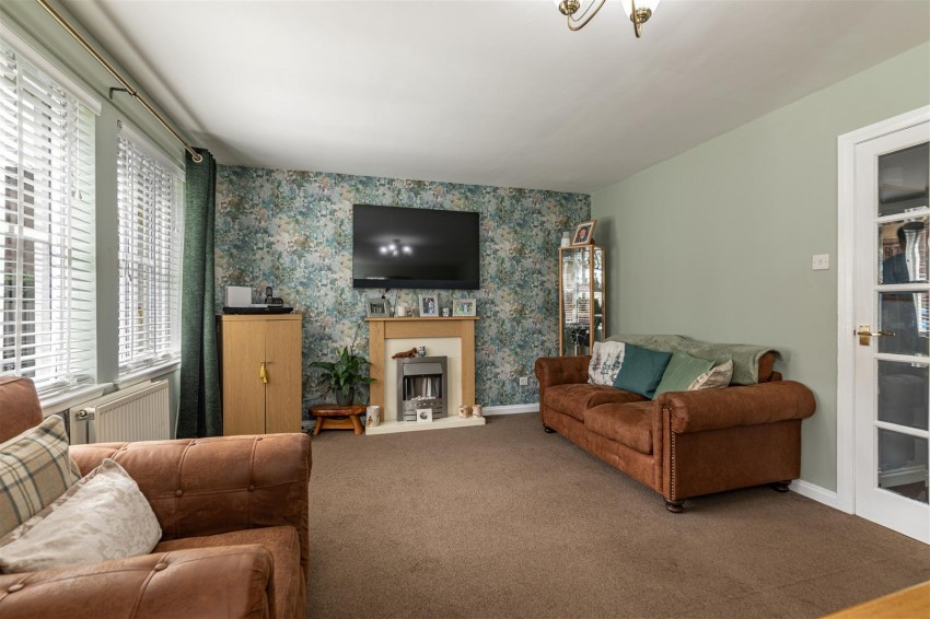 Images for 10 Annfield Gardens, Galashiels