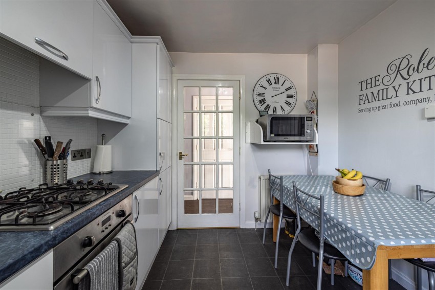 Images for 10 Annfield Gardens, Galashiels