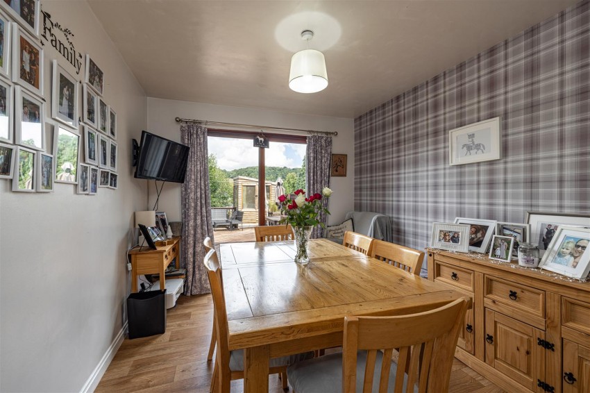 Images for 10 Annfield Gardens, Galashiels