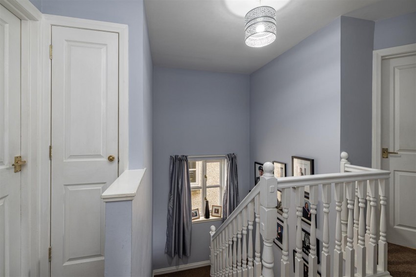 Images for 10 Annfield Gardens, Galashiels