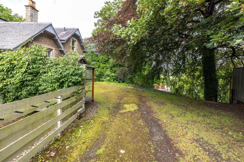 Images for 50 High Cross Avenue, Melrose