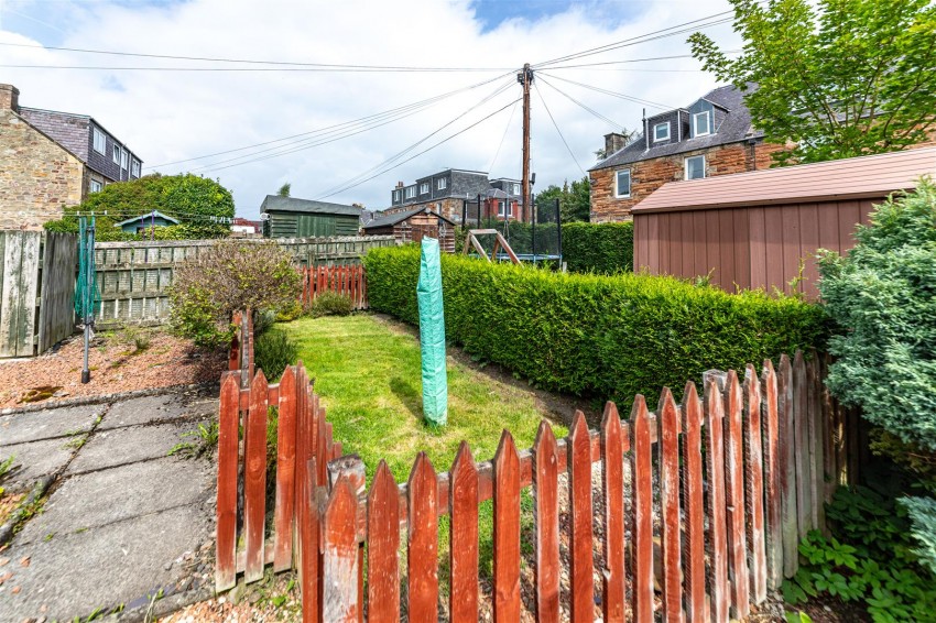 Images for 9 Douglas Place, Galashiels