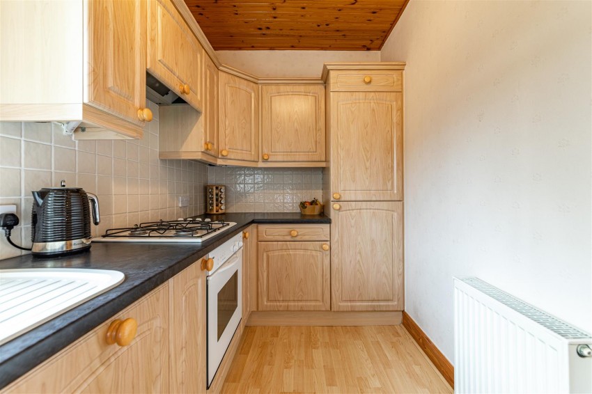 Images for 9 Douglas Place, Galashiels