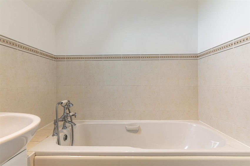 Images for Abbotsview Gardens, Galashiels