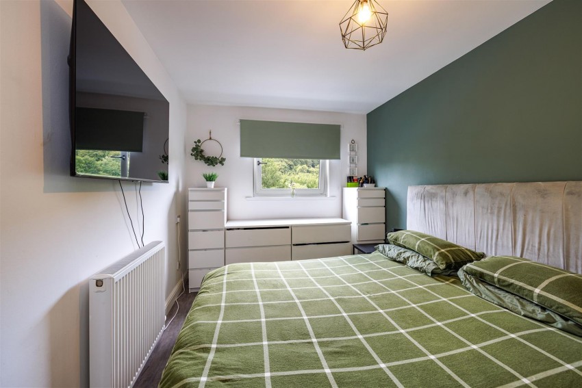 Images for 17 Leebrae, Galashiels