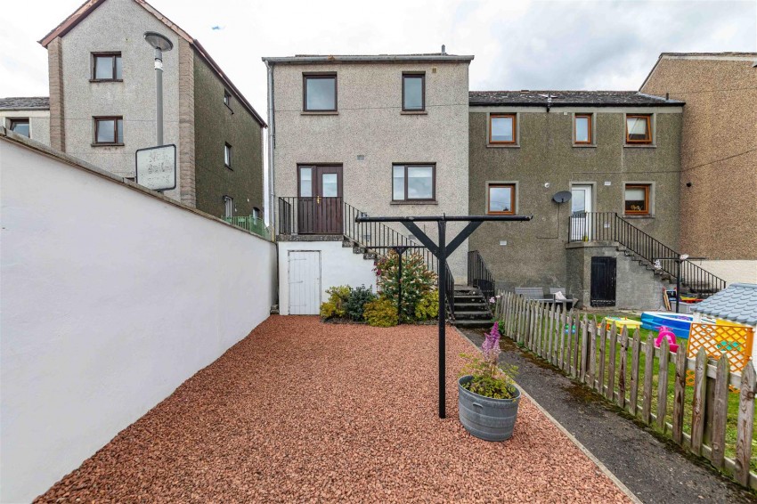 Images for 67 Back Row, Selkirk