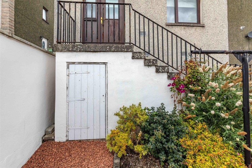 Images for 67 Back Row, Selkirk