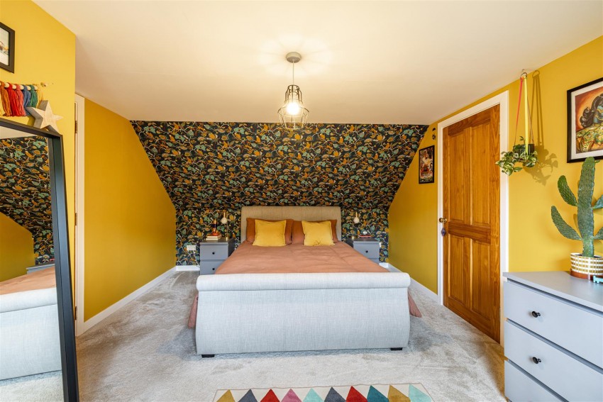 Images for 42 Glendinning Terrace, Galashiels