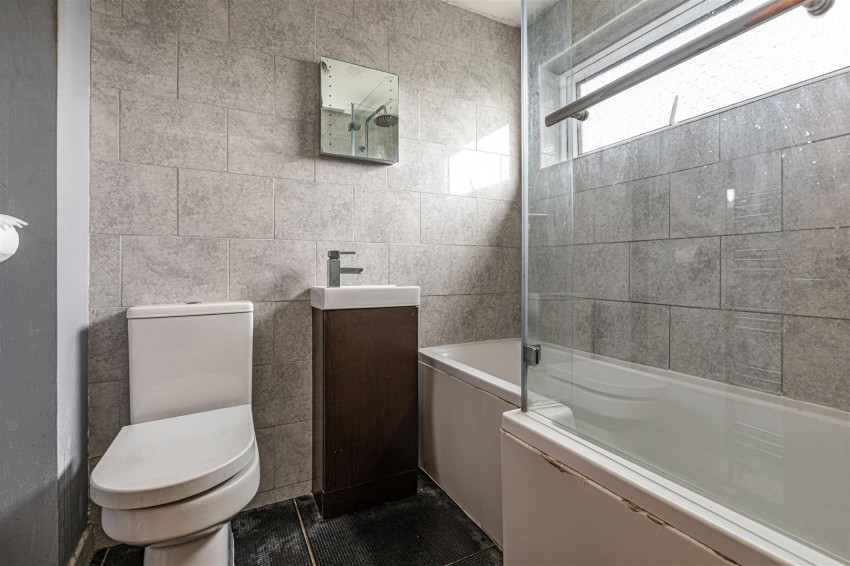 Images for 8 Whitefield Crescent, Newtown St. Boswells