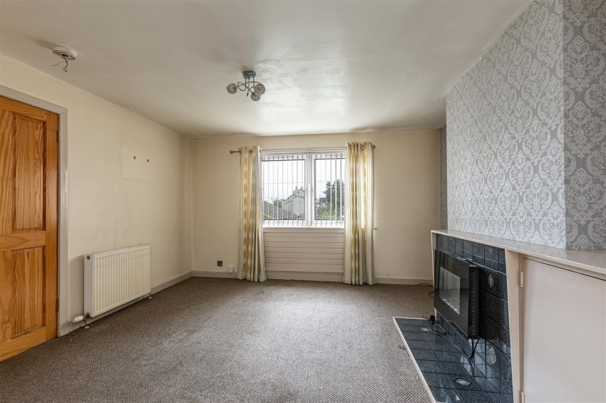 Images for 8 Whitefield Crescent, Newtown St. Boswells