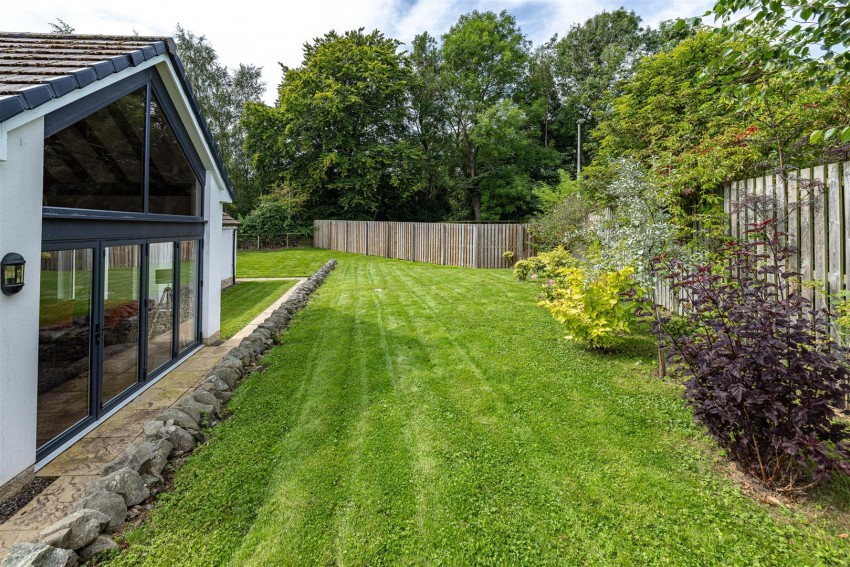 Images for Skirmish Hill, Lye Road, Darnick, Melrose